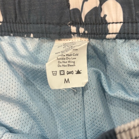 Fair Harbor / The Bayberry Trunk / Size Medium - Picture 3 of 4